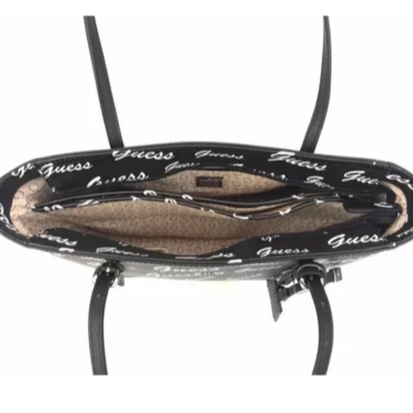 🆕 Guess Black with White Logo Chandler Bag - Picture 6 of 9